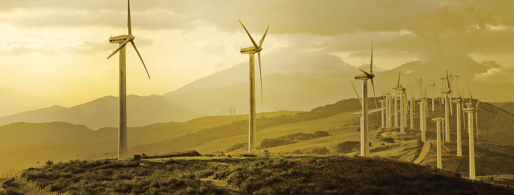 Parque eólico Costa Rica energía limpia y renovable